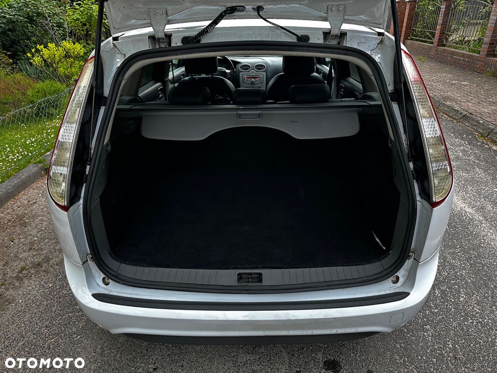 Ford Focus 1.8 FF Trend - 9