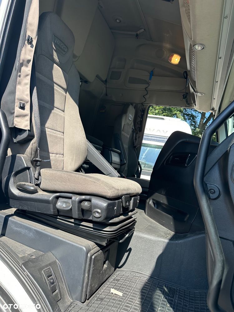 Iveco Stralis 460 - 14