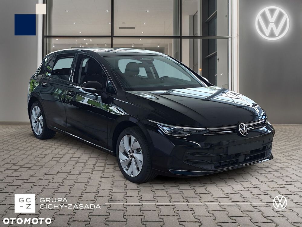 Volkswagen Golf - 8