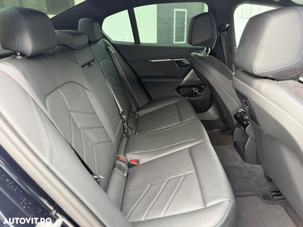 BMW Seria 5 520d xDrive AT MHEV - 19