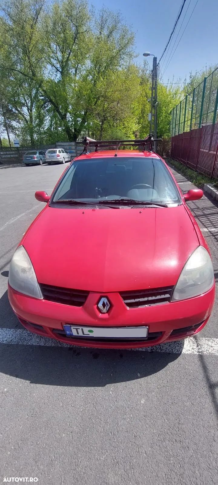 Renault Symbol - 1