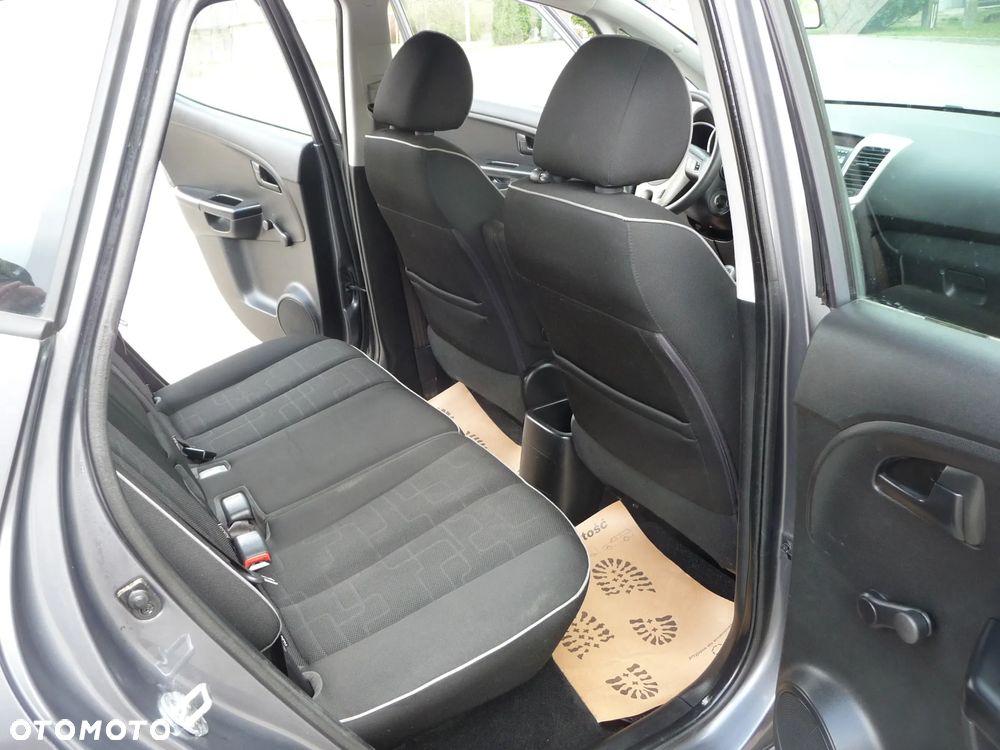 Kia Venga 1.4 CVVT ISG Spirit - 9