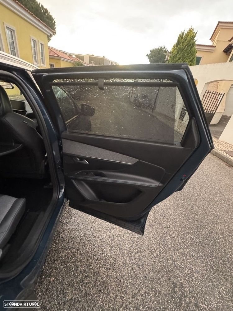 Peugeot 5008 1.2 PureTech Allure Pack EAT8 - 12