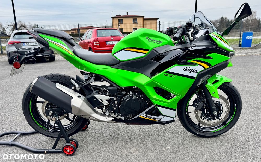 Kawasaki Ninja 500 - 8