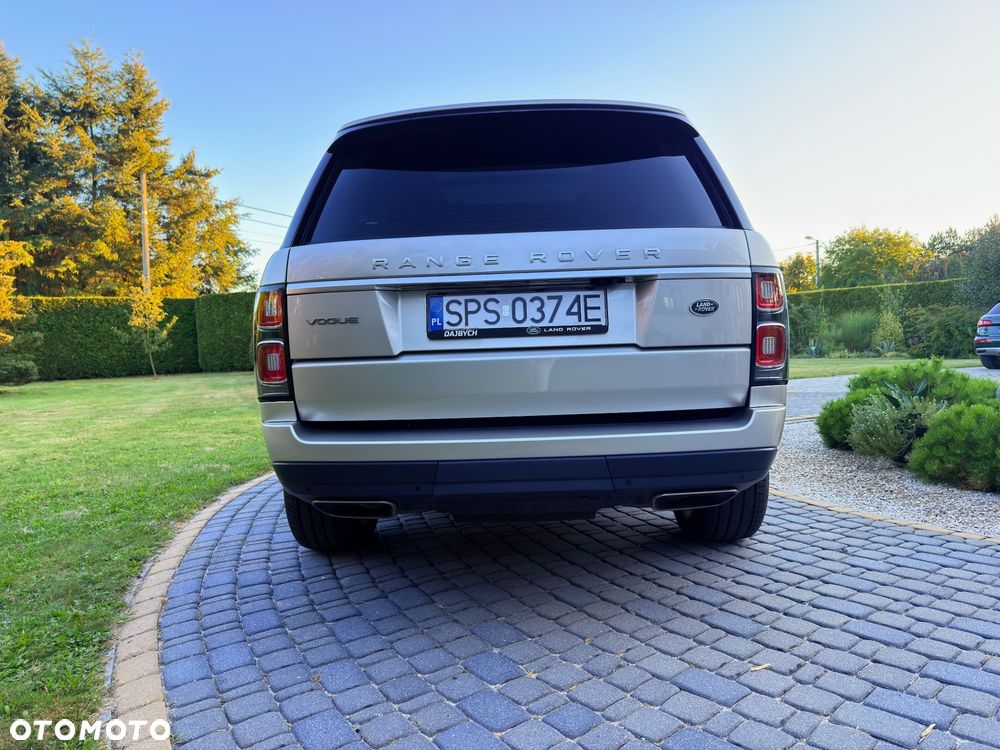Land Rover Range Rover D300 Vogue - 9