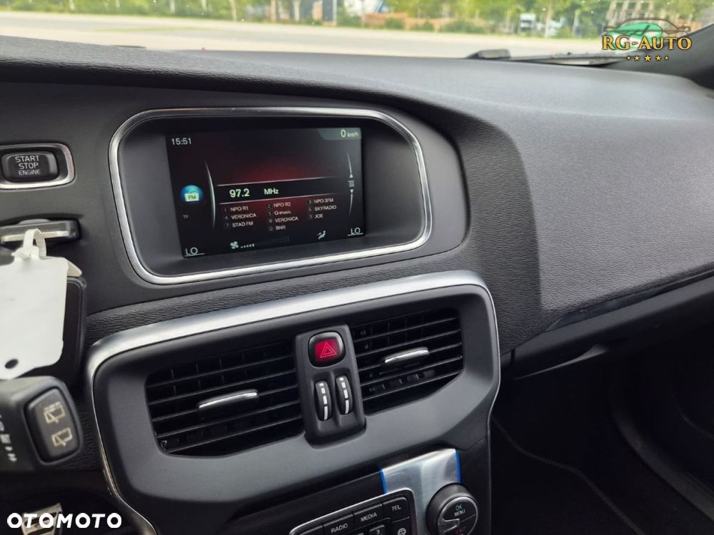 Volvo V40 - 32