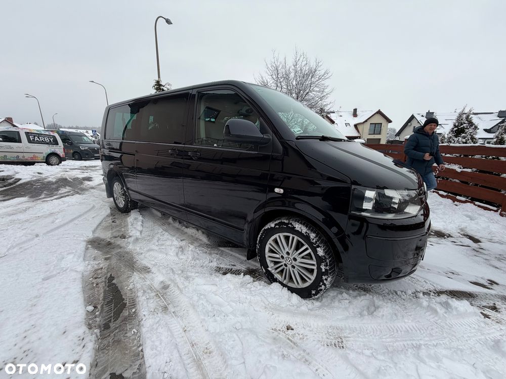 Volkswagen Caravelle - 2