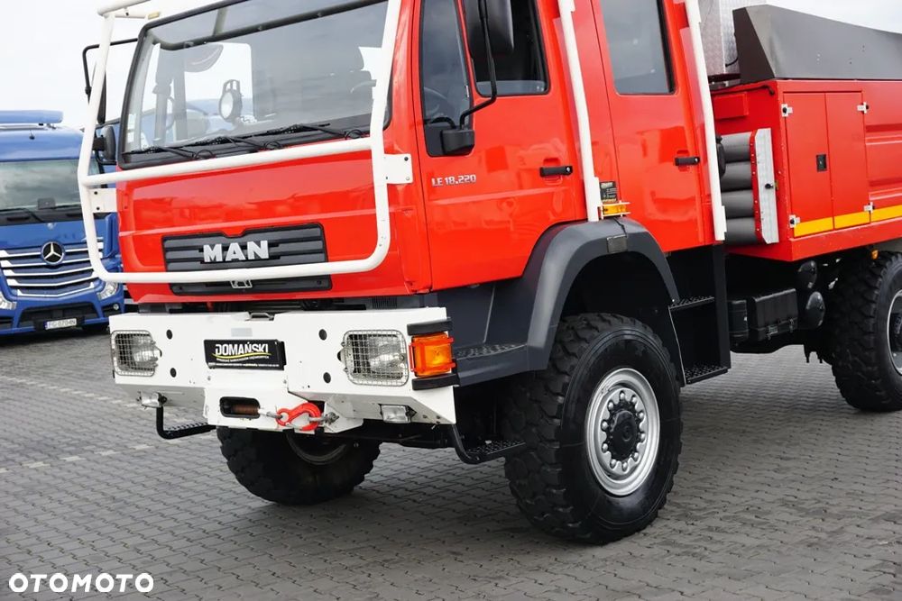 MAN / LE 220 / 4 X 4 / DOKA / STRAŻ POZARNA - 22