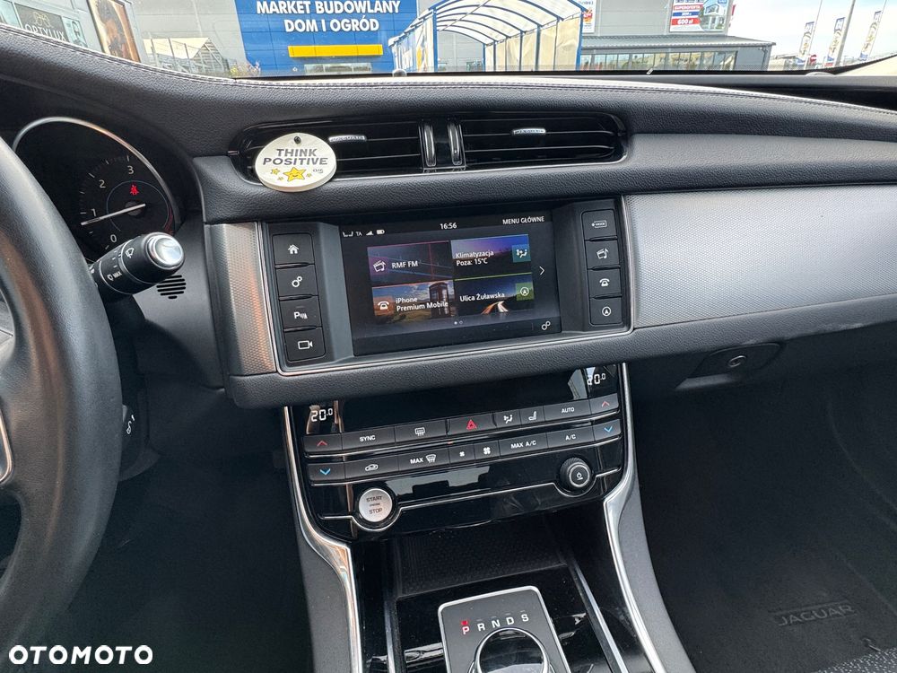 Jaguar XF 2.0 i4D Prestige - 22