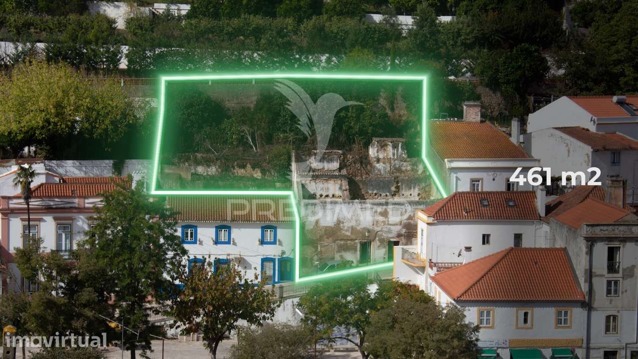 Terreno Urbano com Ruína no Coração de Alenquer - Grande imagem: 2/12