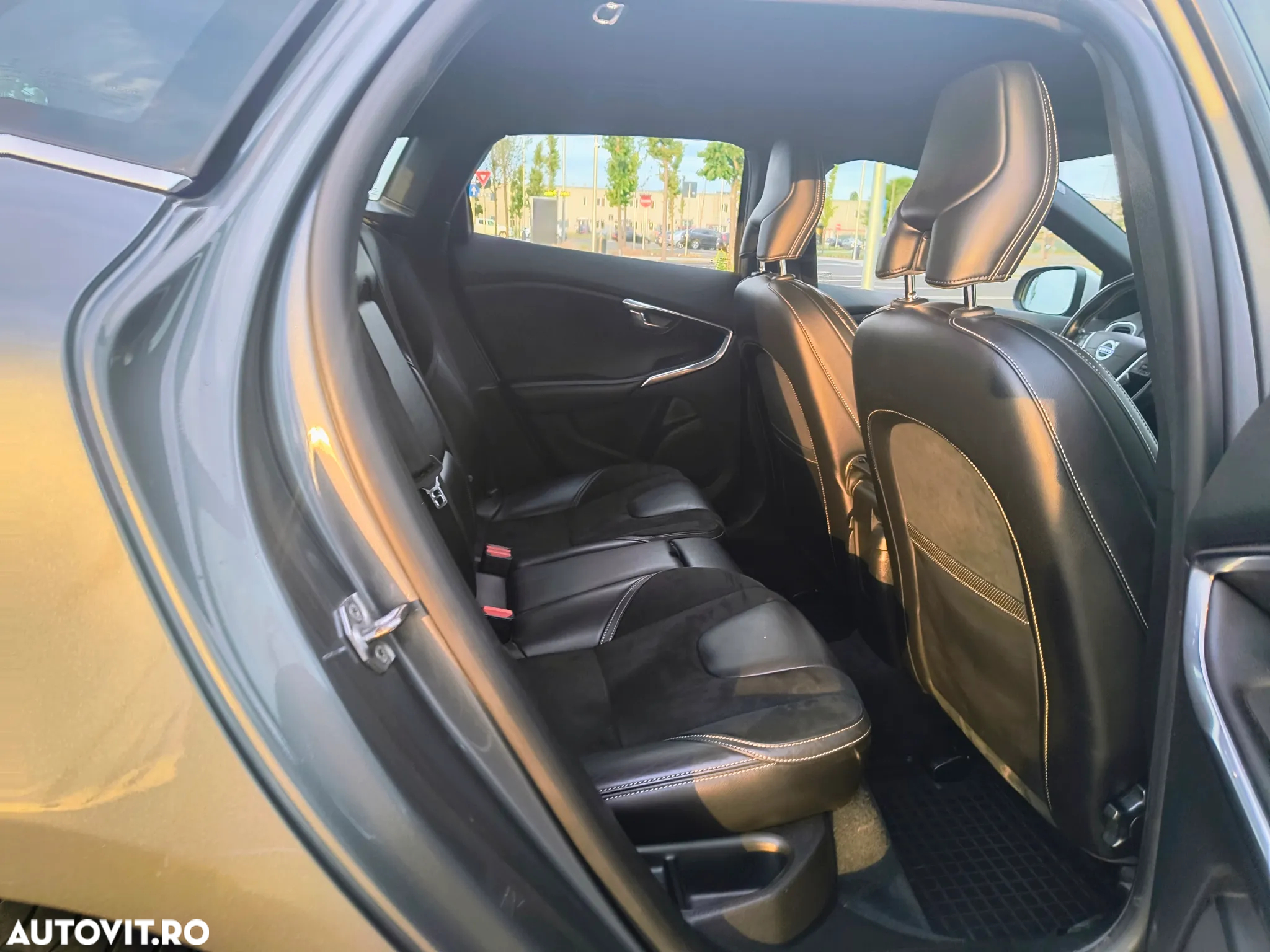 Volvo V40 D2 RDesign - 22