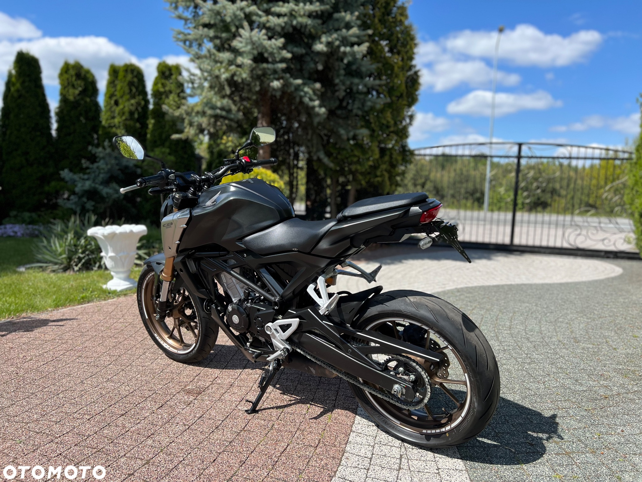 Honda CB - 18