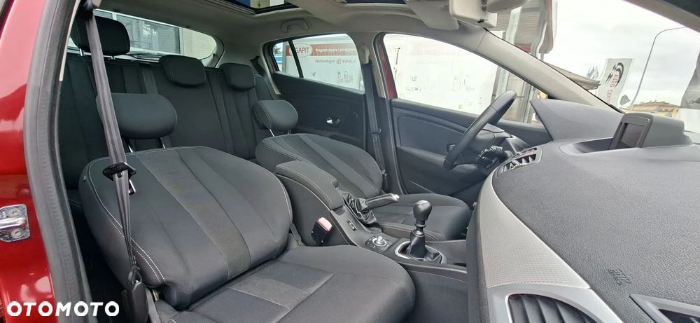 Renault Megane TCe 180 GT - 20