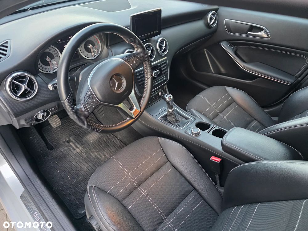 Mercedes-Benz Klasa A 180 (BlueEFFICIENCY) Style - 14