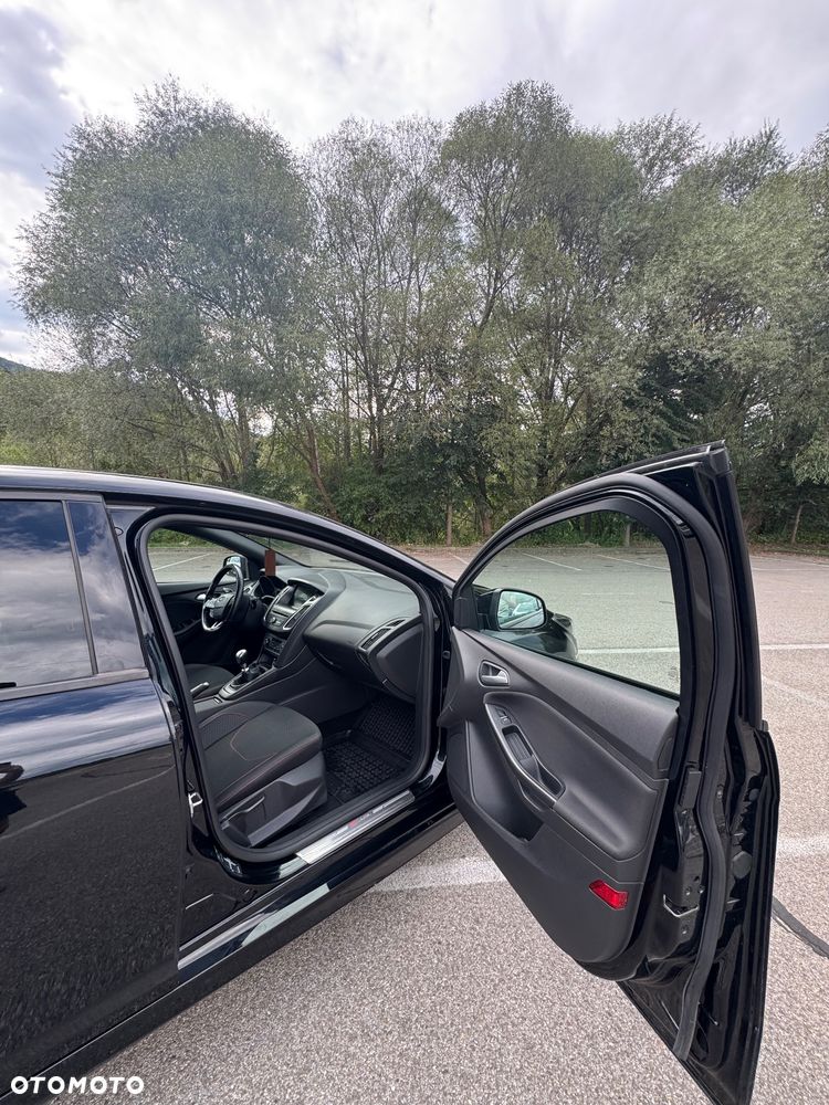Ford Focus 1.5 EcoBoost ST-Line Black ASS - 17