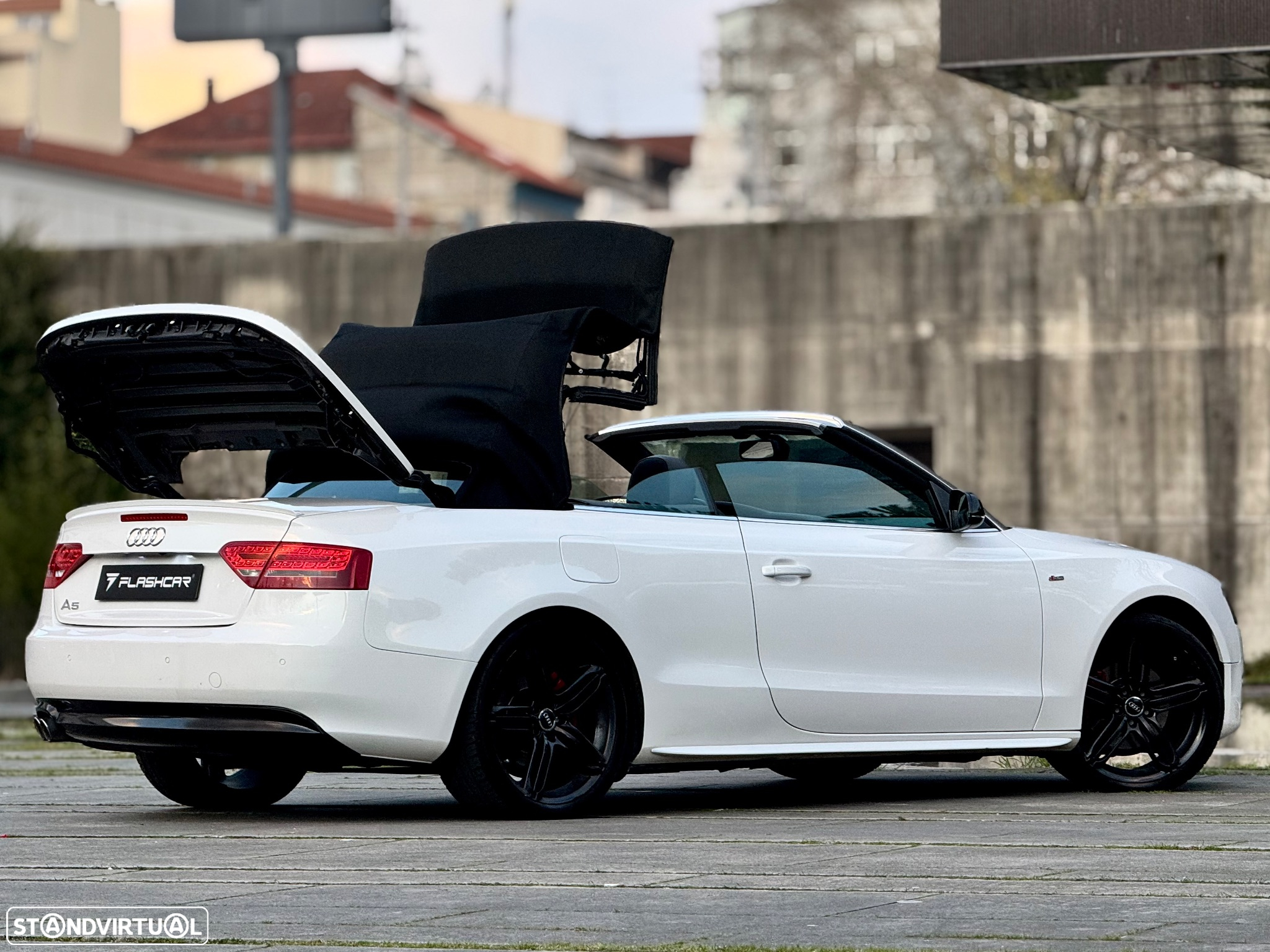 Audi A5 Cabrio 2.0 TDi - 8