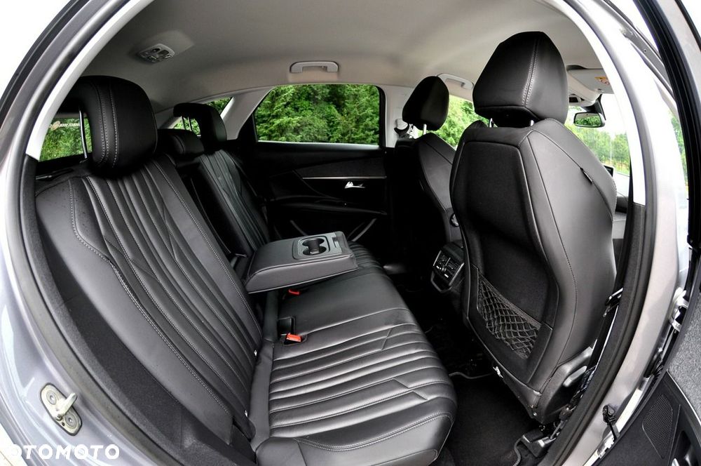 Peugeot 3008 1.6 BlueHDi Allure S&S - 9