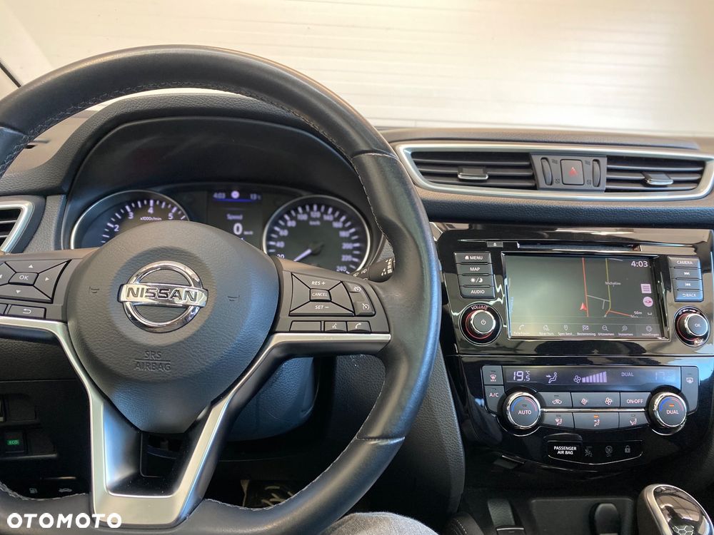 Nissan Qashqai 1.3 DIG-T Tekna DCT - 27