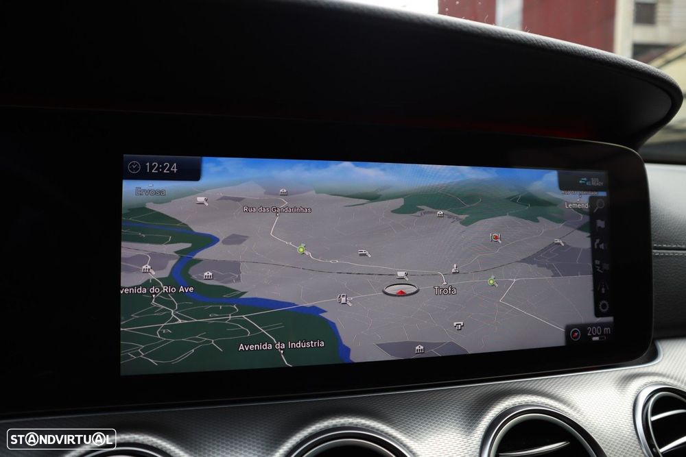 Mercedes-Benz E 220 d AMG 7L - 26