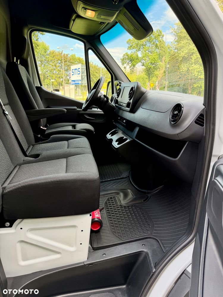 Mercedes-Benz Sprinter L2H2 - 9