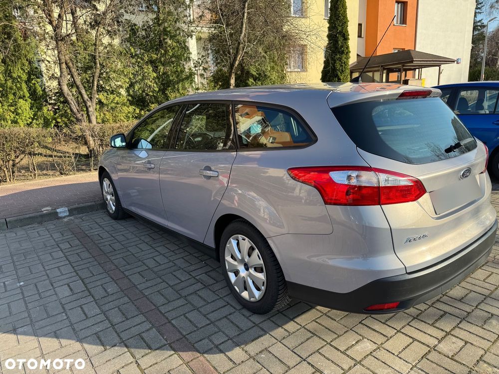 Ford Focus 1.6 Trend - 8