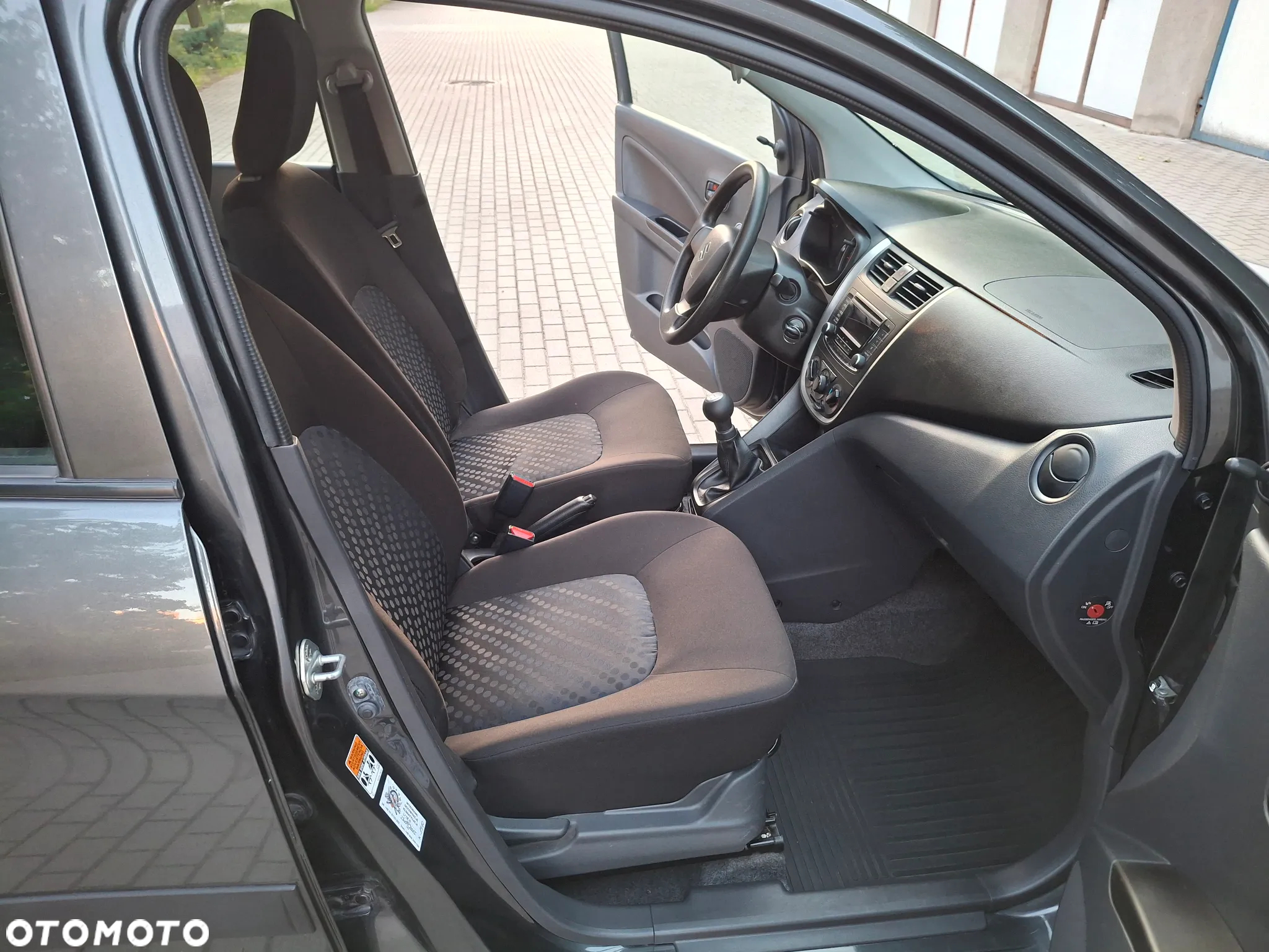 Suzuki Celerio 1.0 Premium - 17