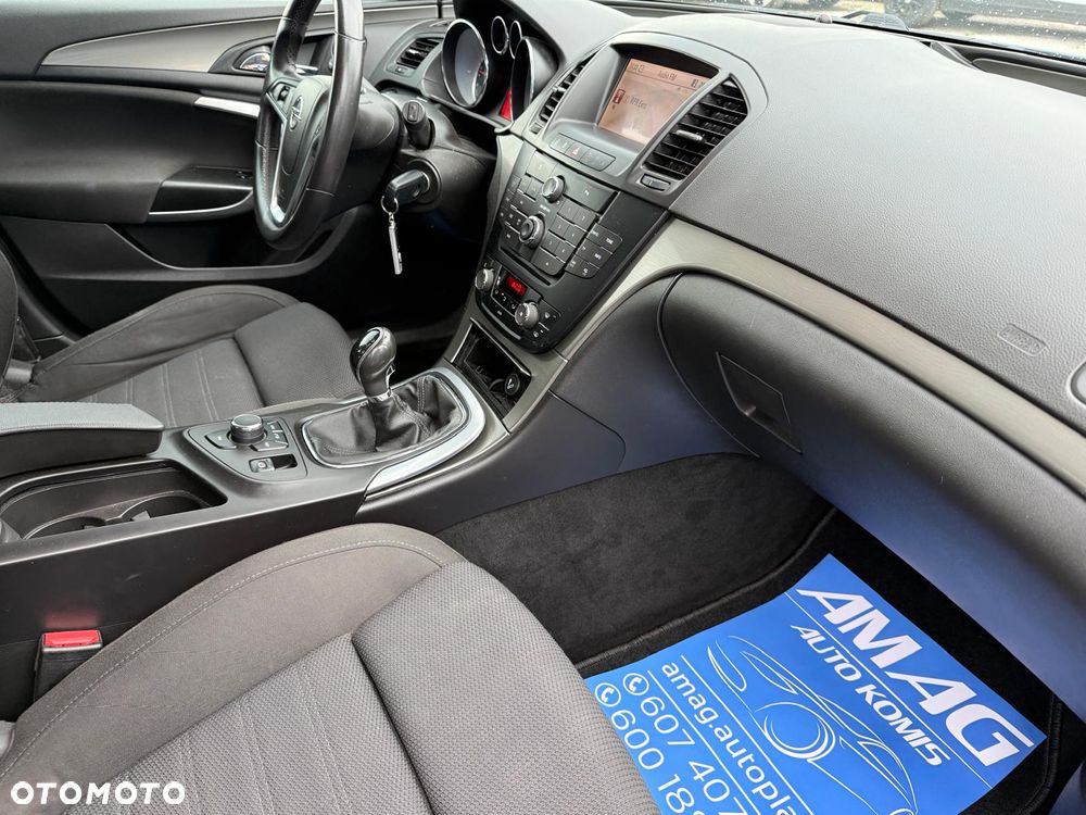Opel Insignia 2.0 CDTI - 11