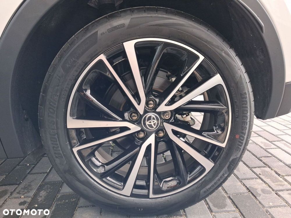Toyota C-HR 1.8 Hybrid Executive - 31