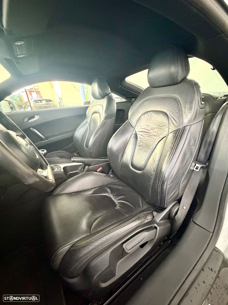 Audi TT Coupé 2.0 TDI quattro - 13