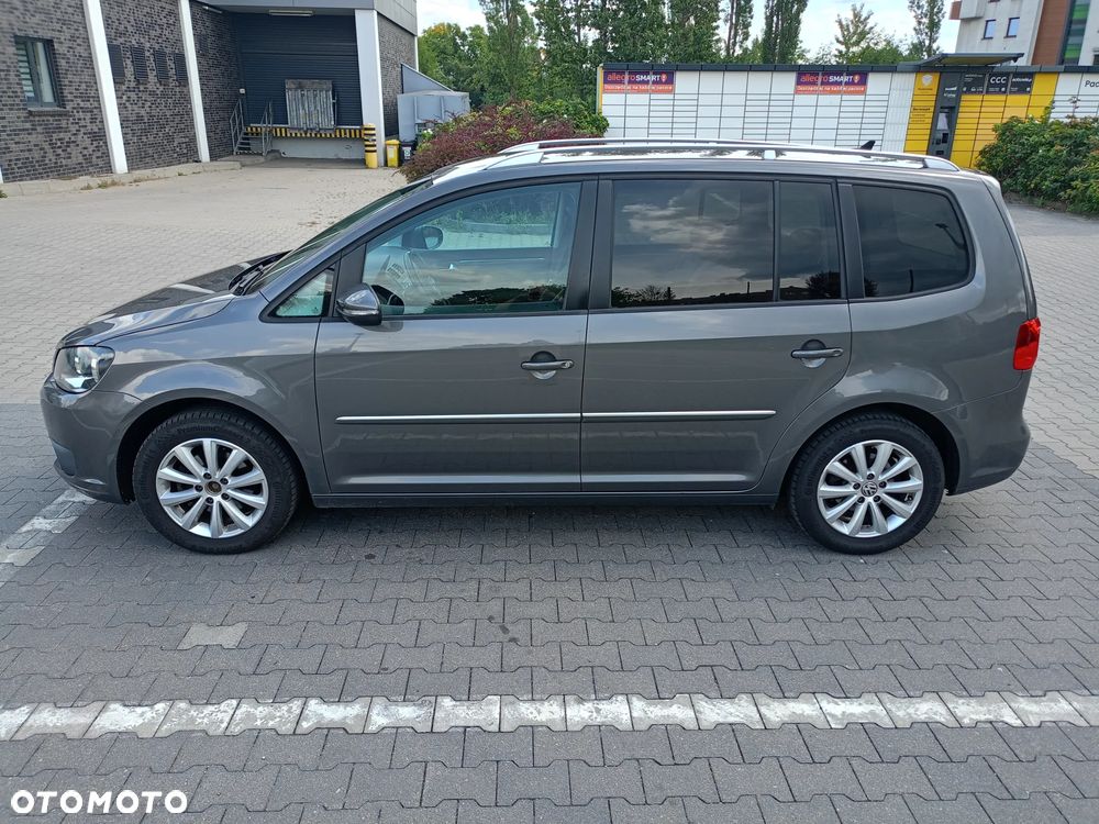 Volkswagen Touran 1.6 TDI DPF Highline DSG - 9