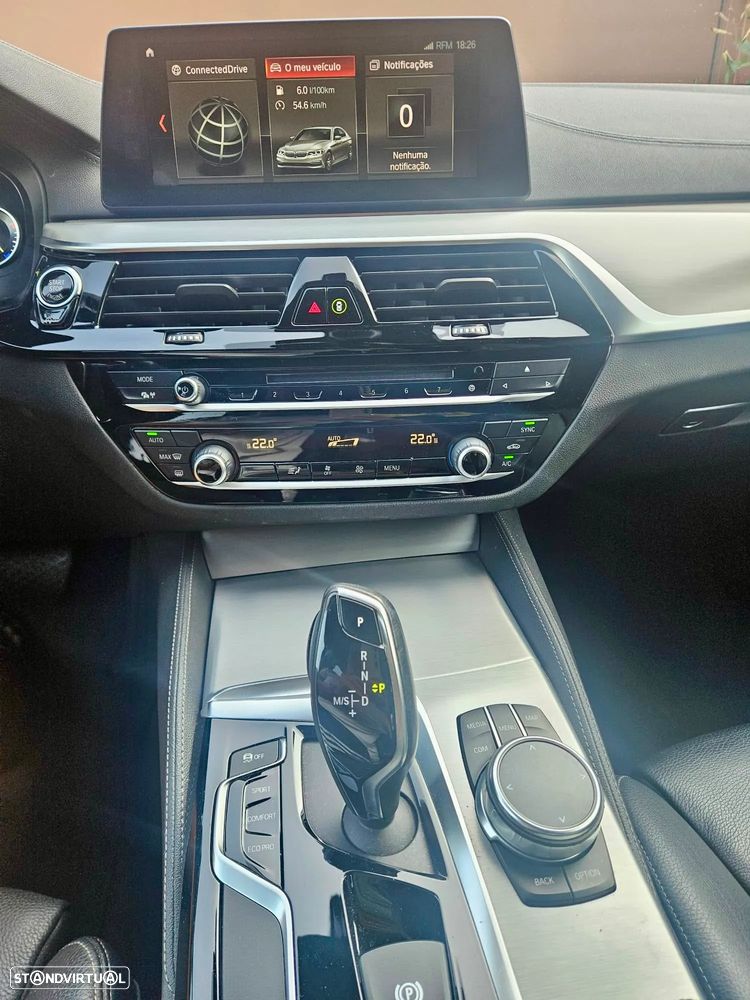 BMW 520 d Line Luxury Auto - 12