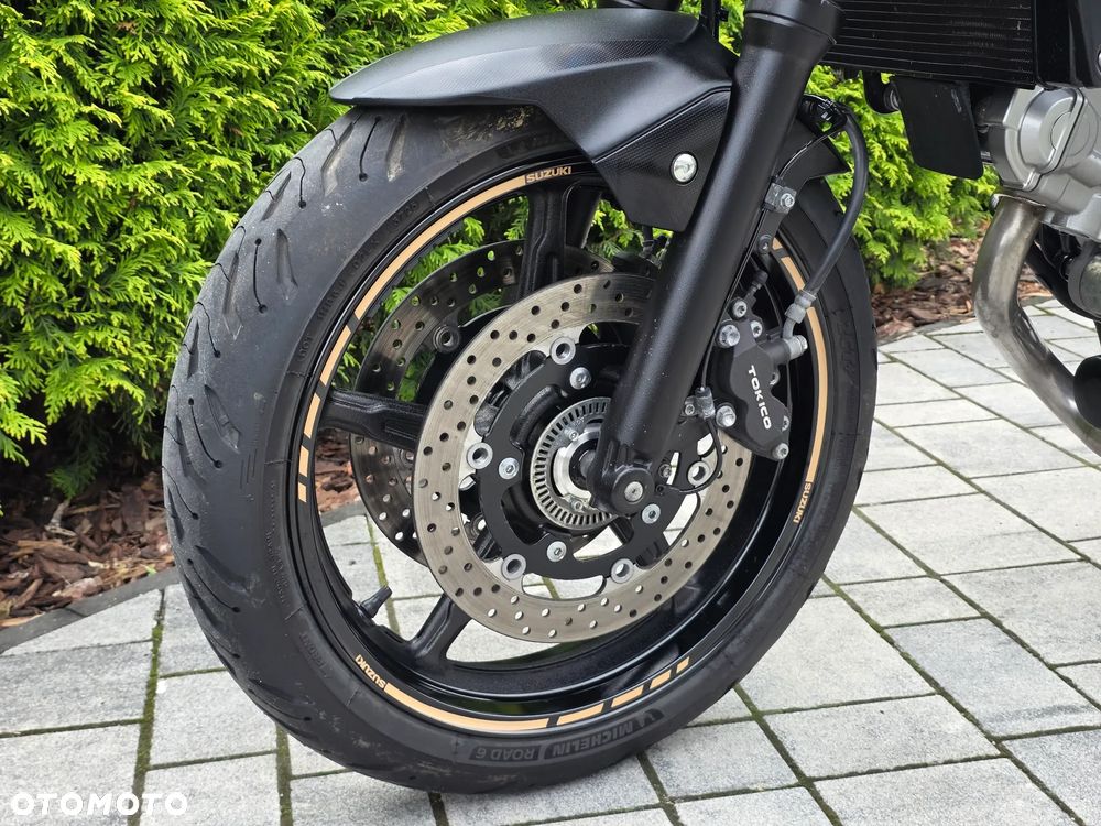 Suzuki SV - 20