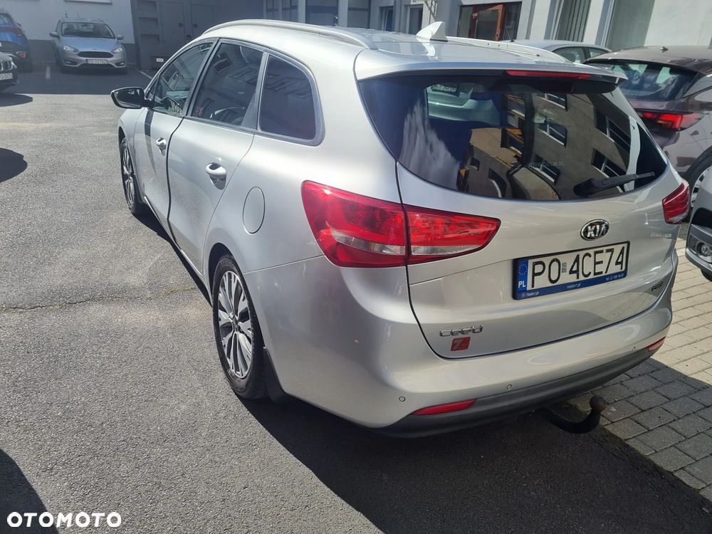 Kia Ceed - 7