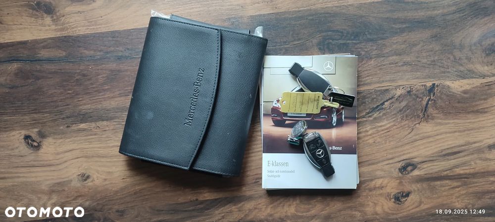 Mercedes-Benz Klasa E 220 CDI DPF BlueEFFICIENCY Automatik Avantgarde - 34