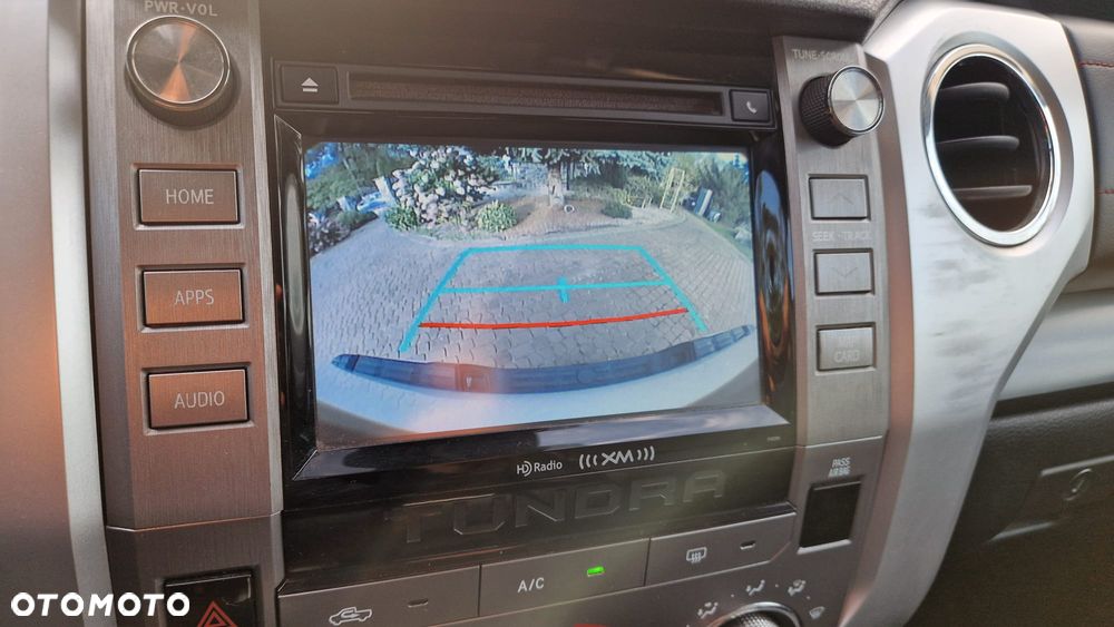 Toyota Tundra - 18