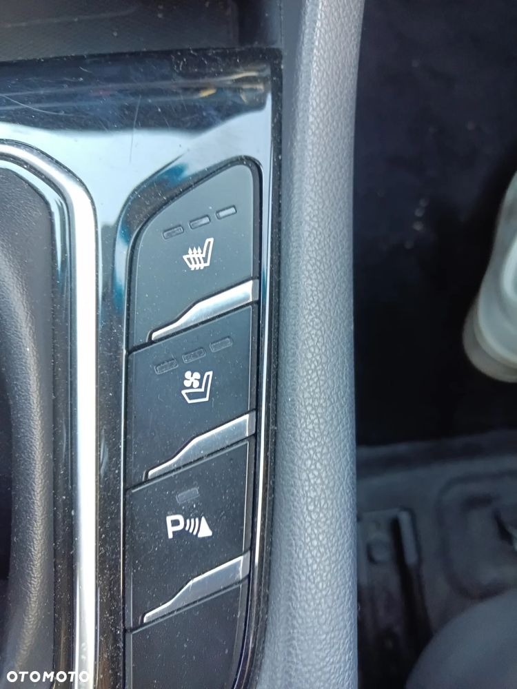 Hyundai IONIQ Plug-in hybrid Platinum - 12