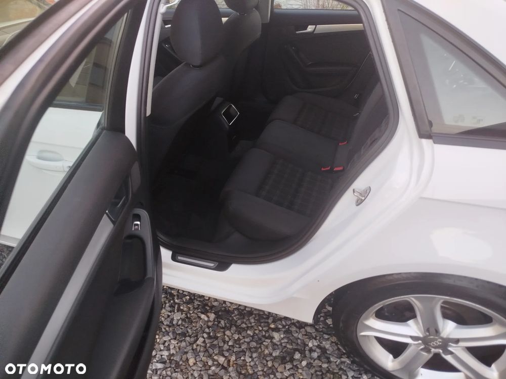 Audi A4 Limousine 2.0 TDI - 5