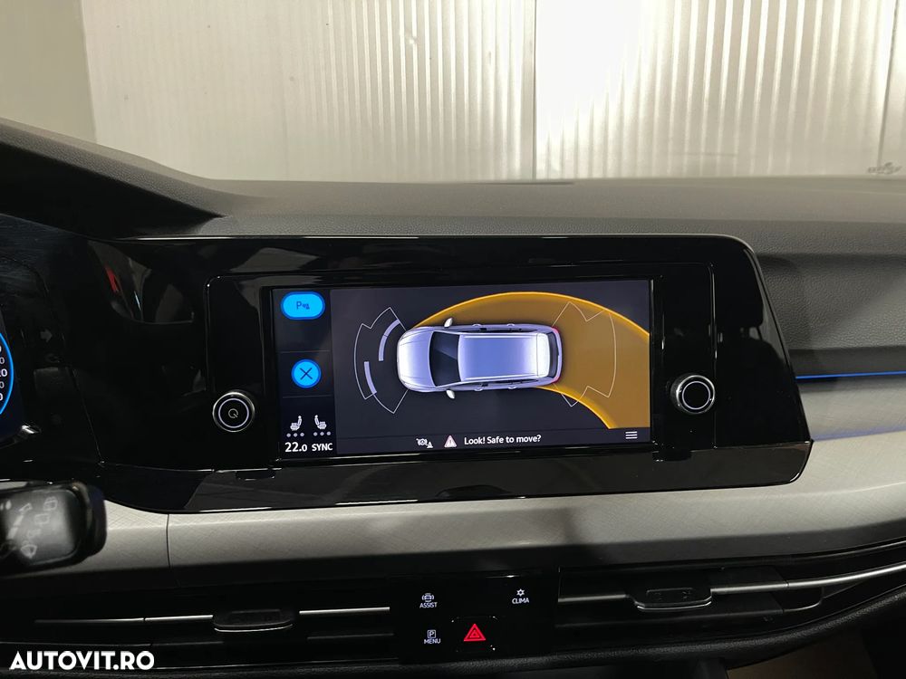 Volkswagen Golf 1.5 eTSI MHEV 130CP DSG Life - 13