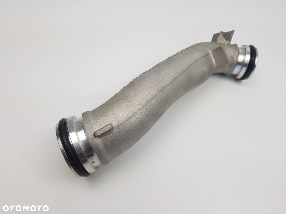 Przewód Rura Wąż powietrza turbosprężarki BMW G20 G30 B57 3.0d 8596272 - 3