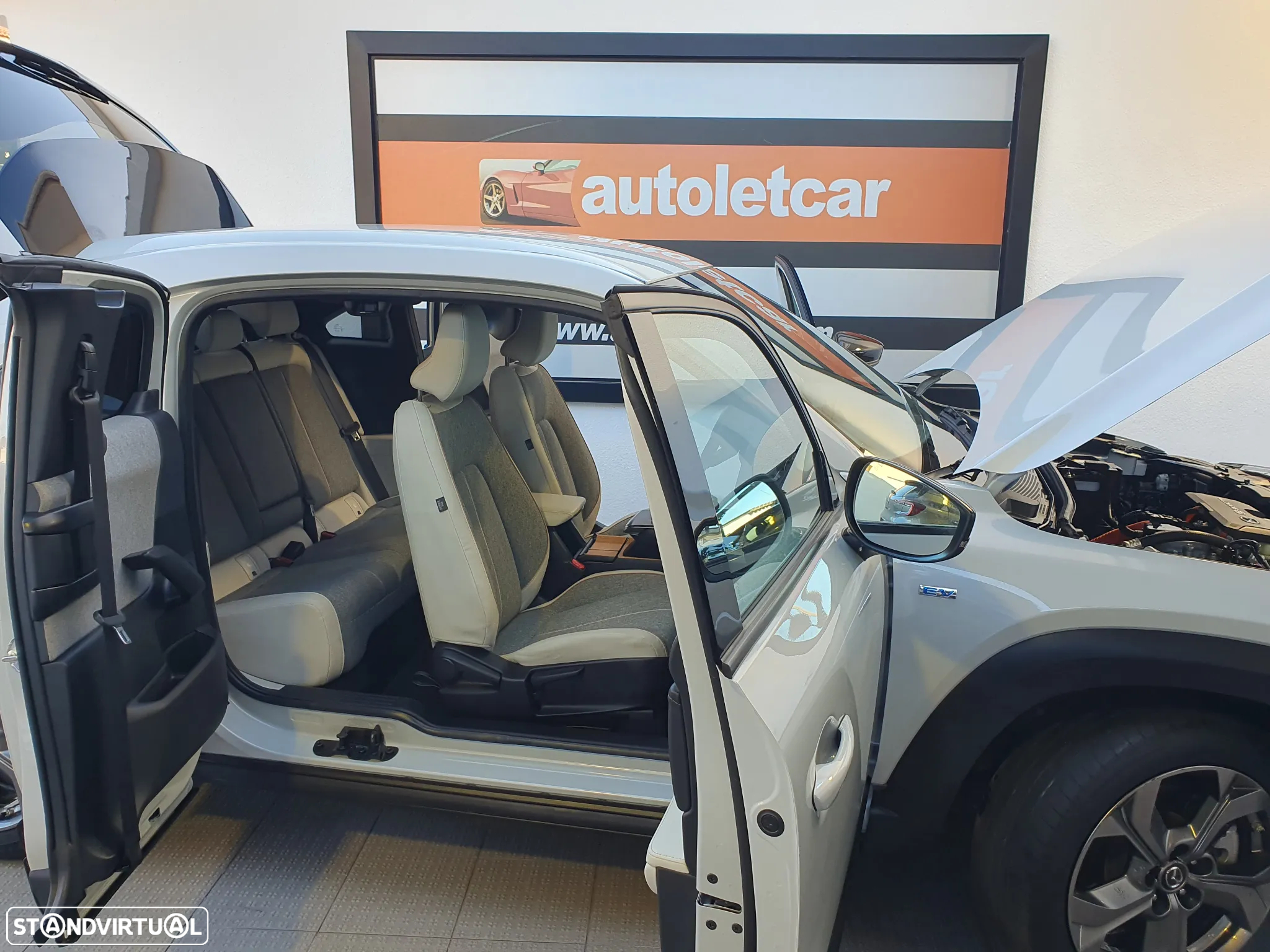 Mazda MX-30 e-Skyactiv Advantage+Modern Confidence - 29