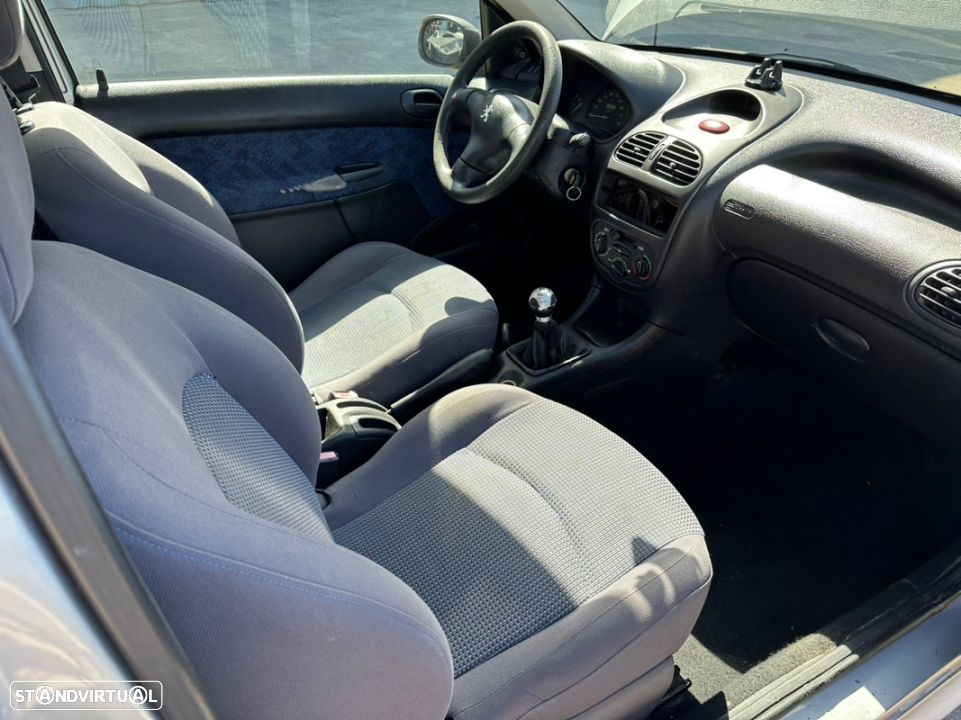 Peugeot 206 1.9D para peças - 5