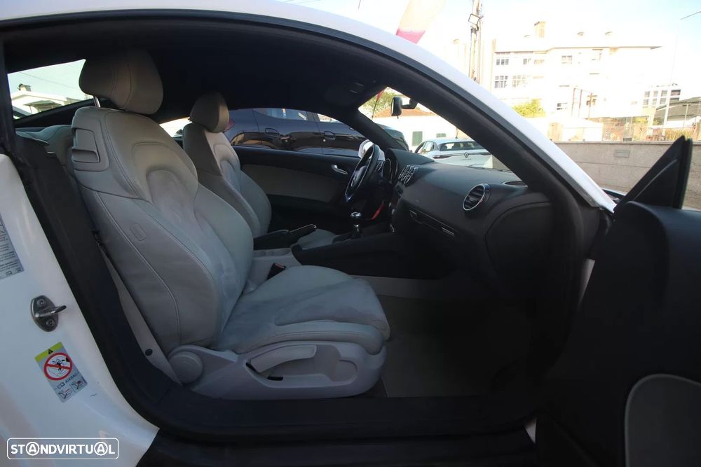 Audi TT Coupé 2.0 TDI quattro - 19