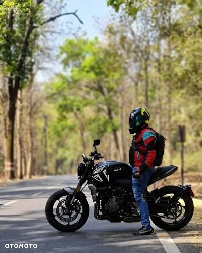 Triumph Trident - 1