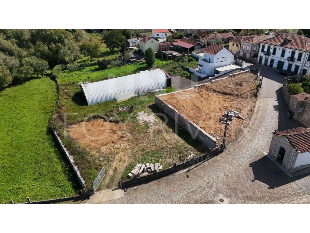 Terreno para Construção com Projeto Aprovado - Arão, Valença - Grande imagem: 2/14