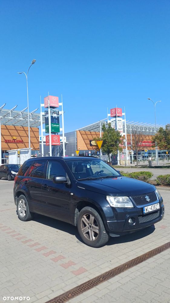 Suzuki Grand Vitara 2.0 - 4
