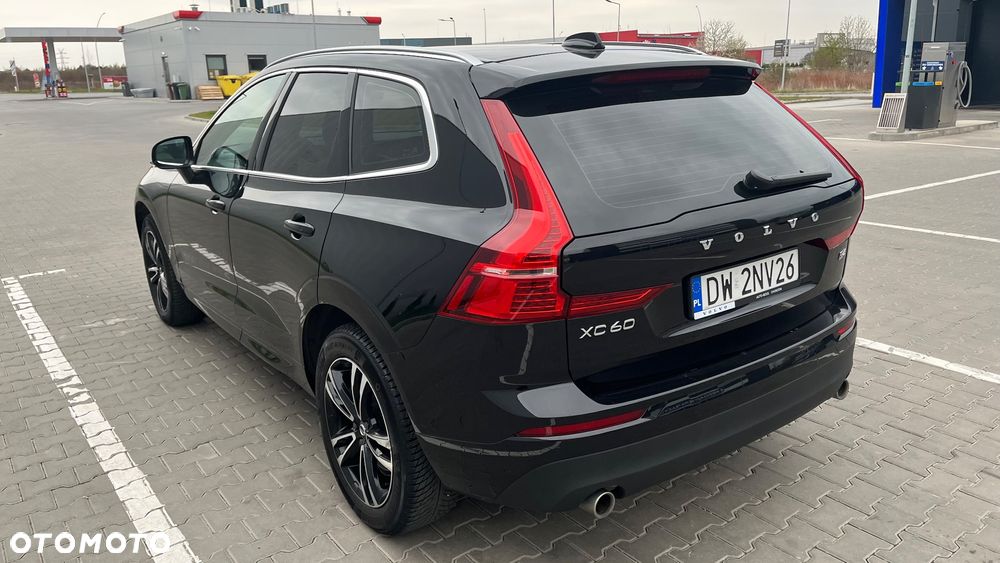 Volvo XC 60 B4 B Momentum Pro - 8