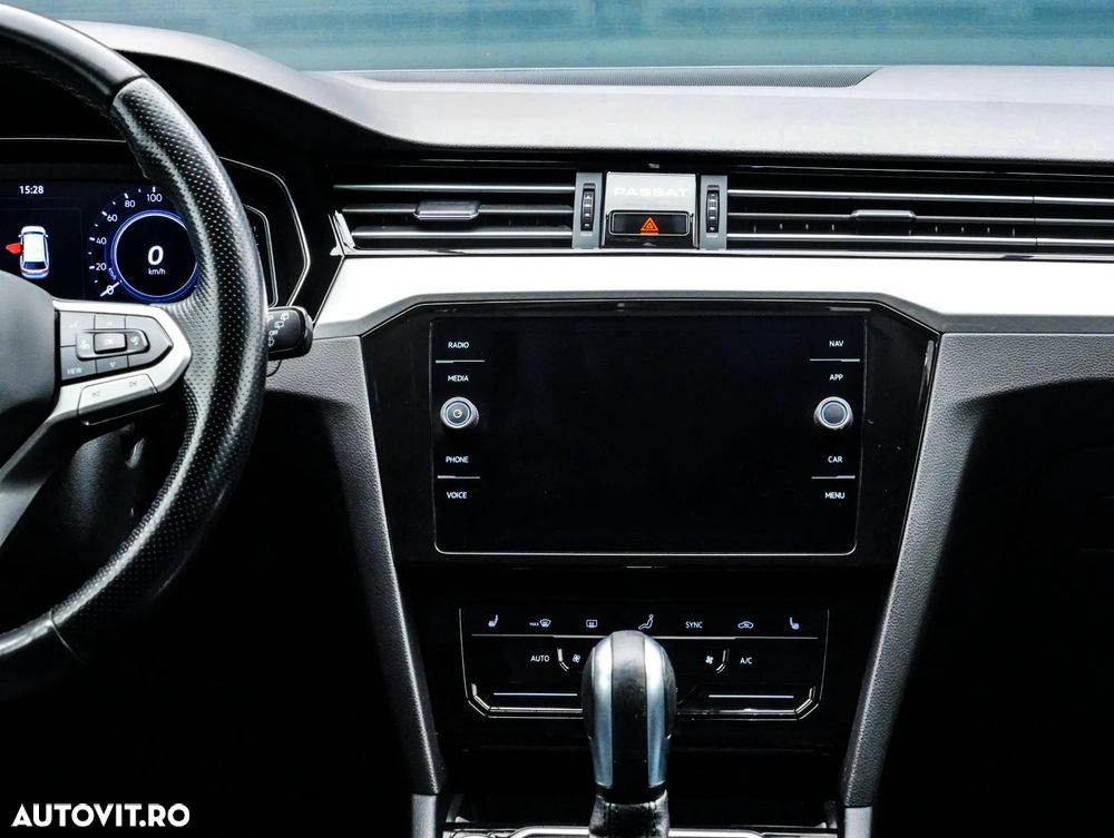 Volkswagen Passat 1.4 TSI DSG GTE - 18