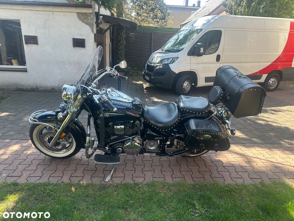 Yamaha Road Star - 2