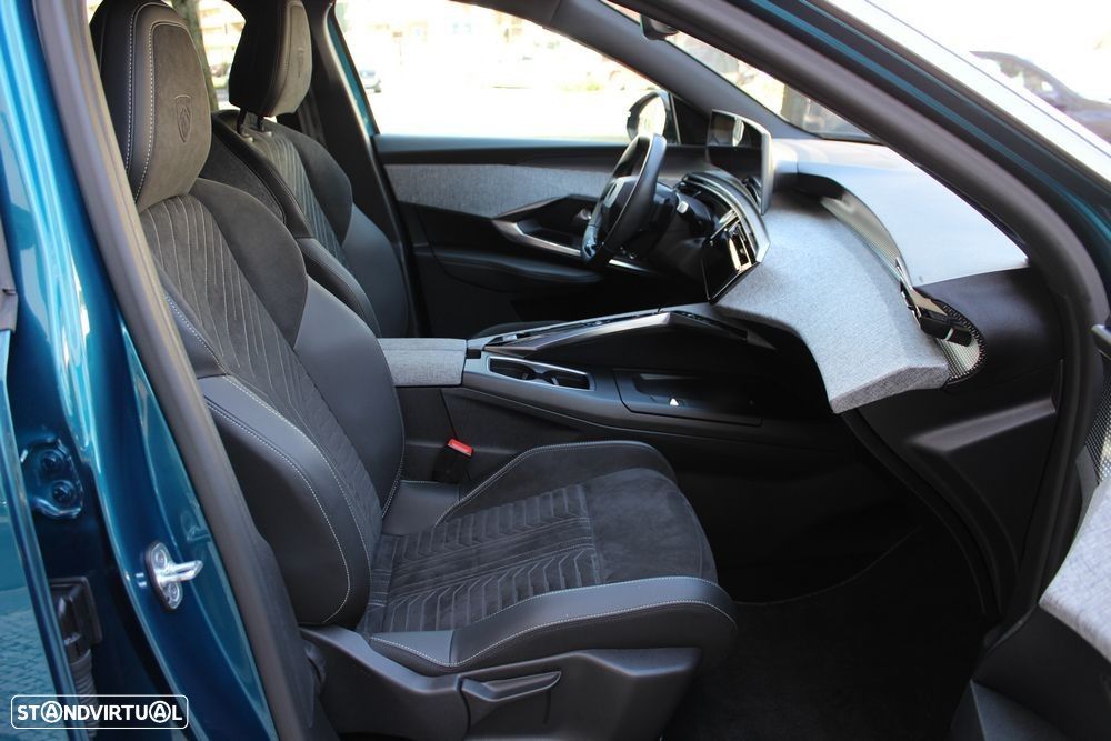 Peugeot E-3008 73 kWh GT - 26