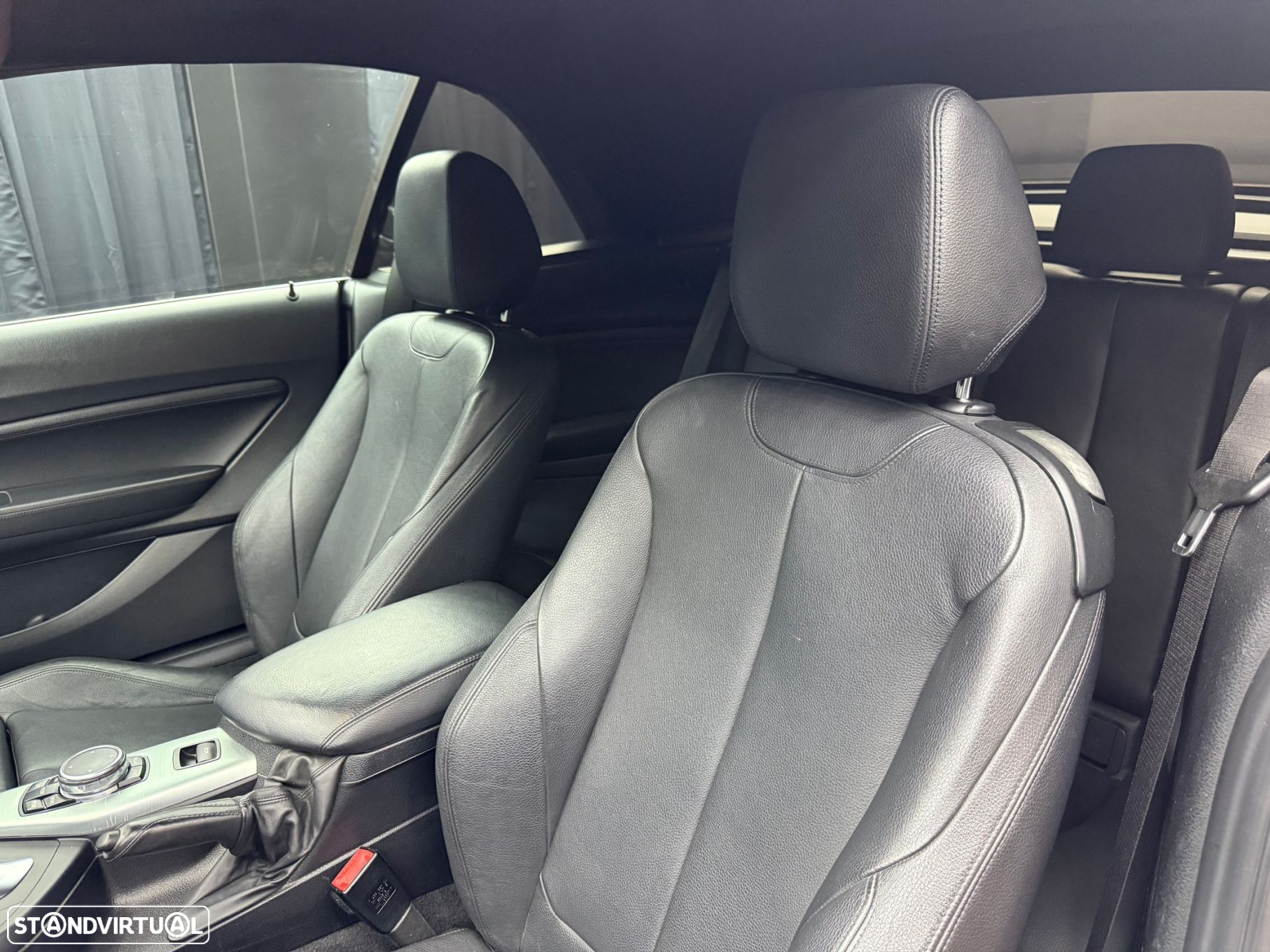 BMW 220 d Cabrio Pack M Auto - 27